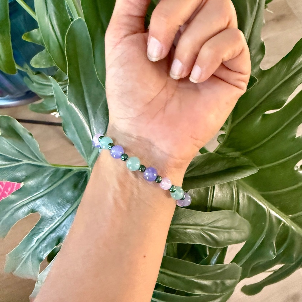 Peace & Flow Bracelet (one) - Picture 4 of 7